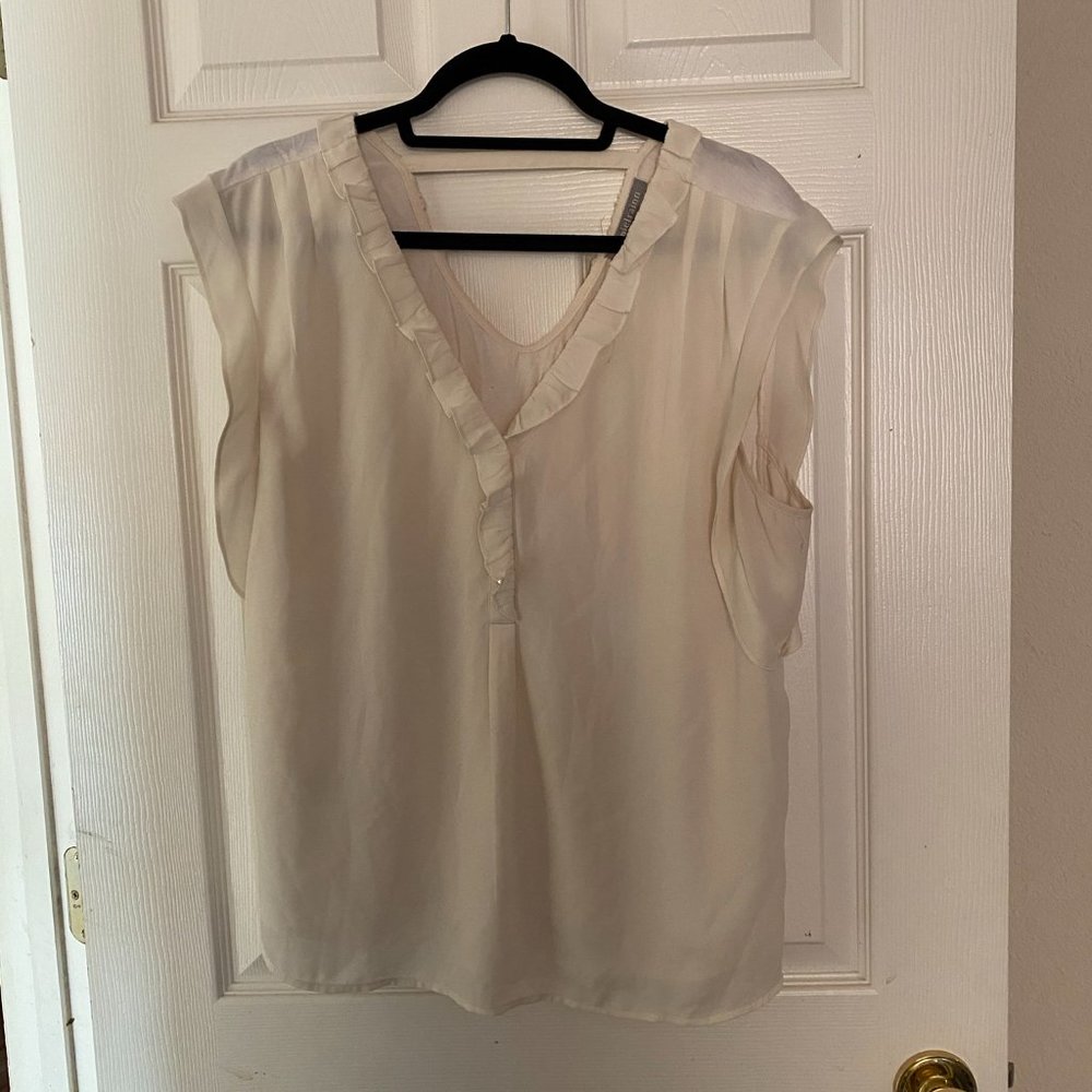 Daniel Rainn off white sheer sleeveless blouse - Picture 2 of 4